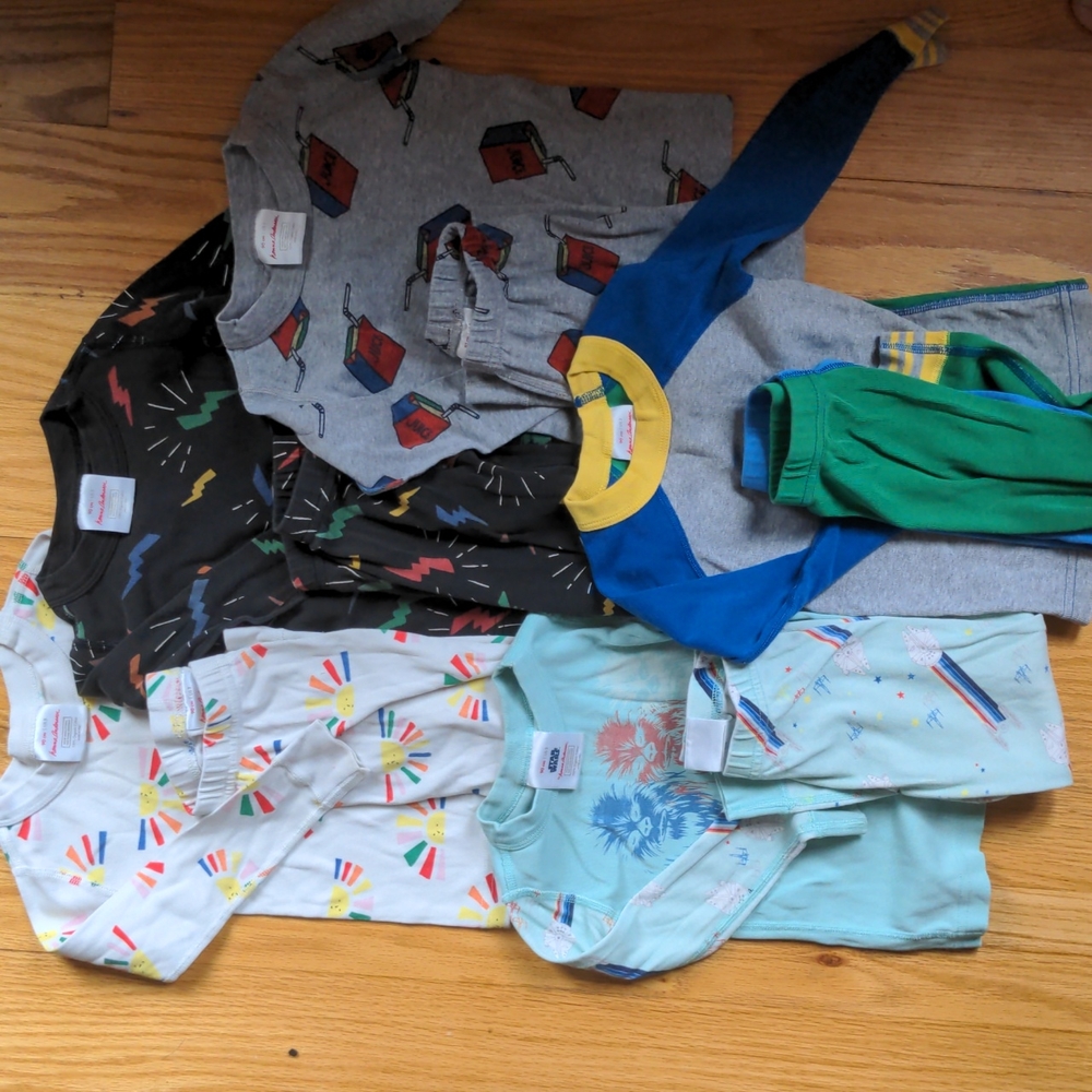 Lot of 5 classic Hanna Andersson pajamas size 3 90cm